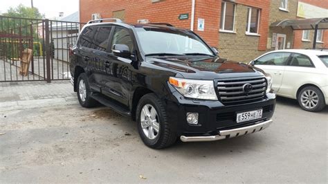 Как увеличить стиль и защиту Toyota Land Cruiser 200 с помощью расширителей арок